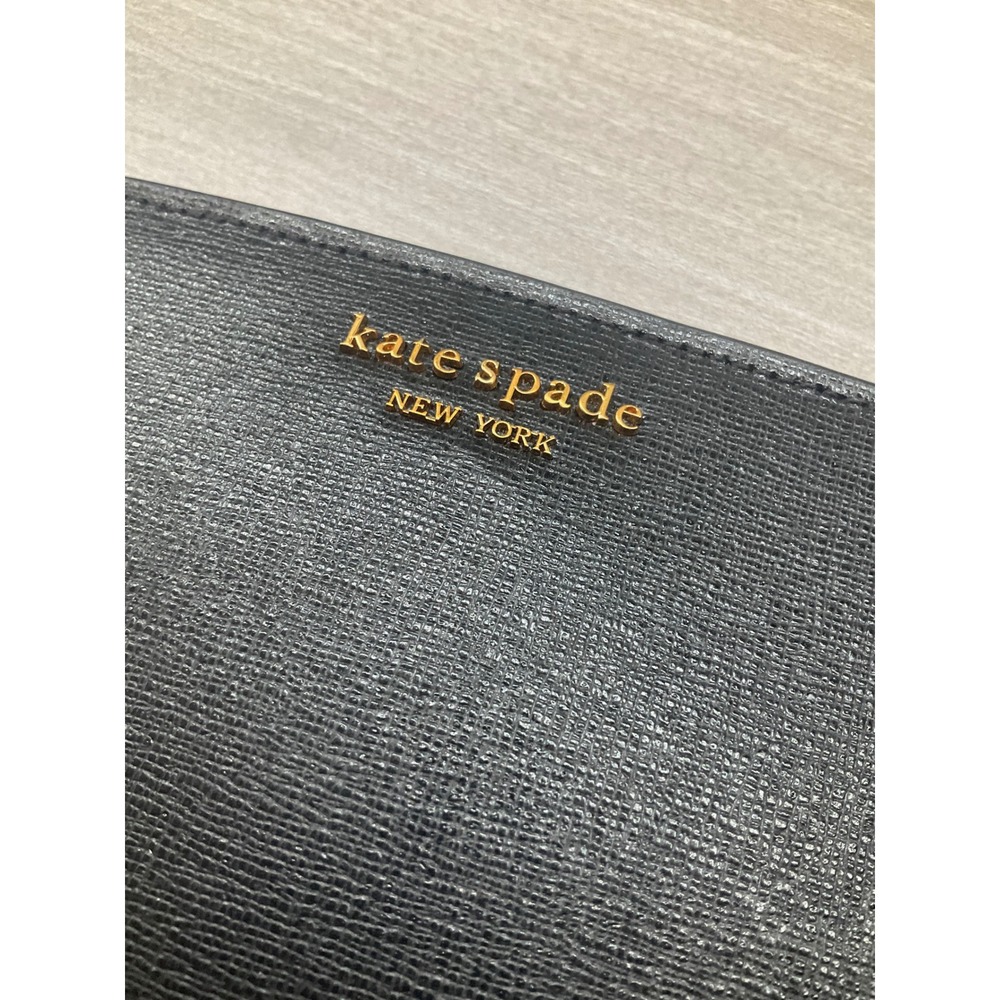 KATE SPADE NEW YOK MORGAN GUSSETED WRISTLET - Picture 3 of 8